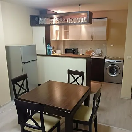 иглика Apartament