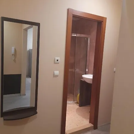 иглика Apartament