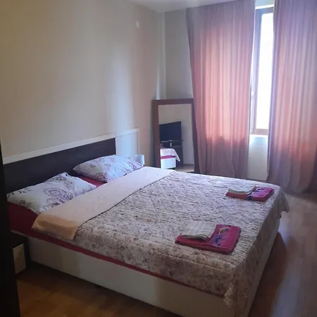 иглика Nisipurile de Aur