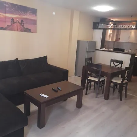 Apartamento иглика